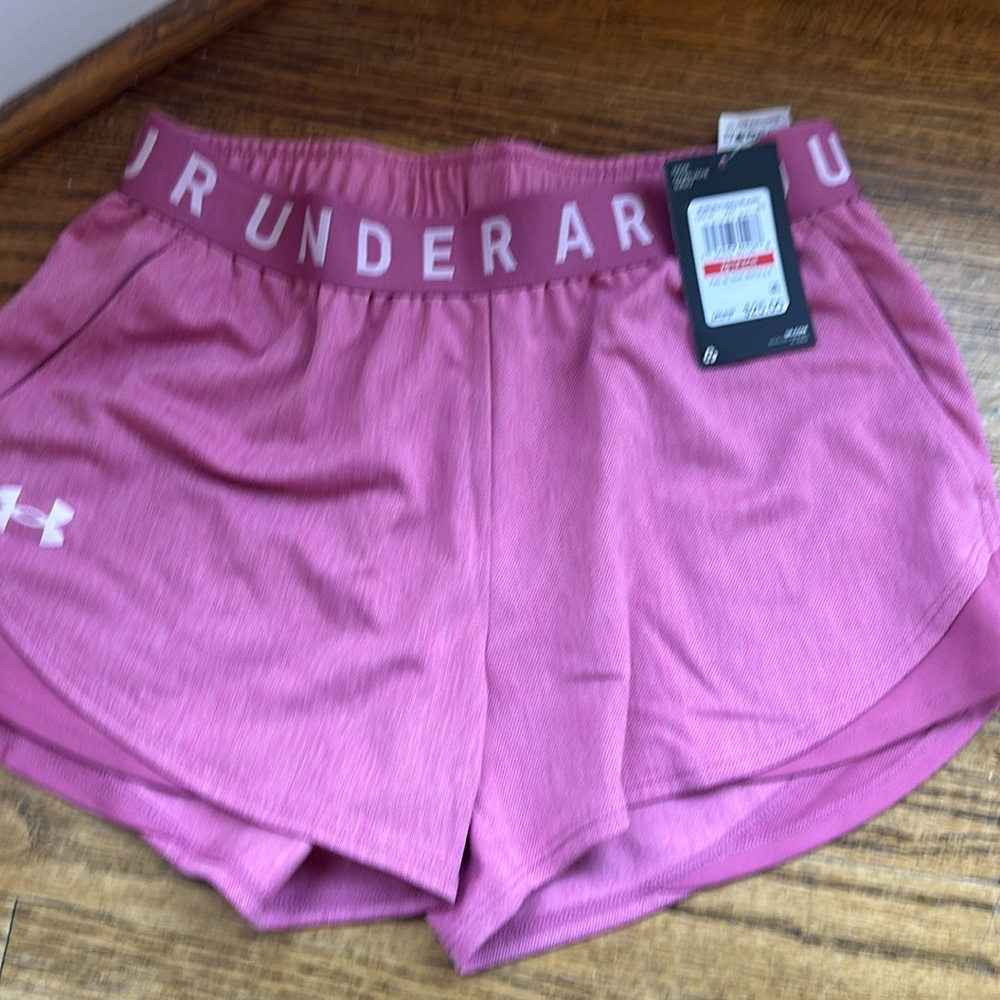 Women's XS NWT Under Armour shorts